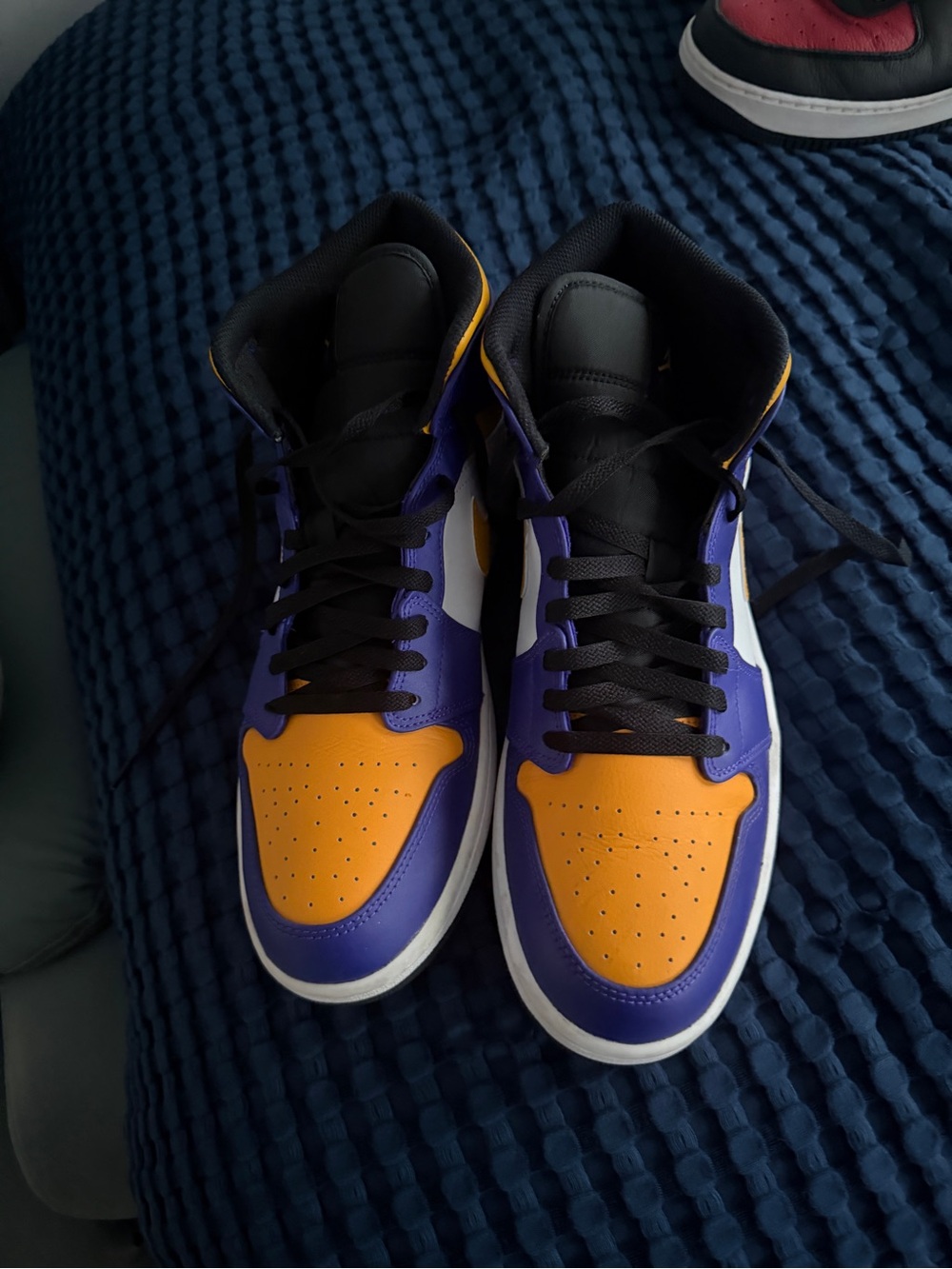 Jordan 1 High 
Lakers (2022) NEW
